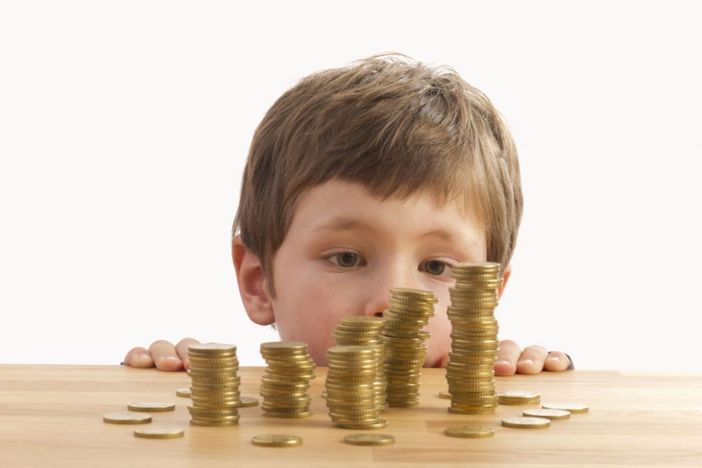 672