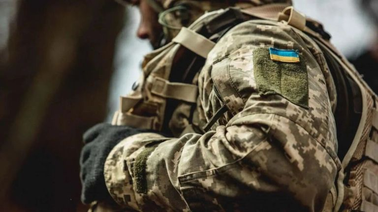 виплати військовим